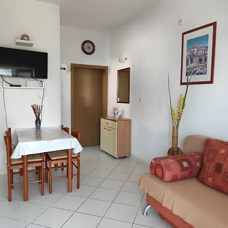 Zdenka Apartment