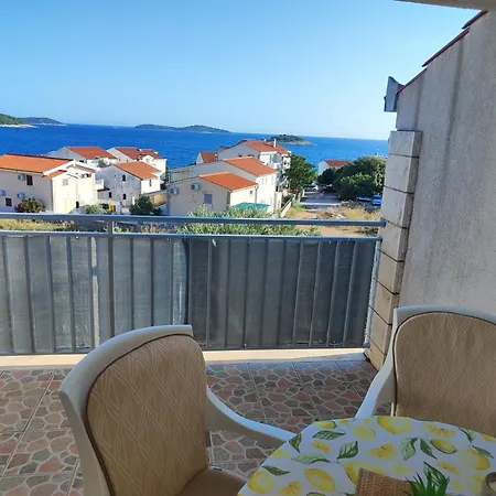 Apartment Zdenka Rogoznica (Sibenik-Knin)
